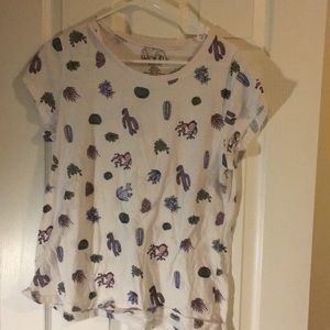 White T-shirt with cactuses